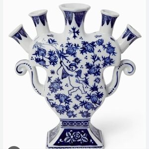 Tulip Angel' vase, blue And White Chinoiserie Chinese Vase